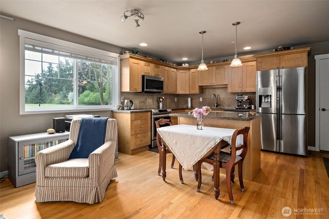100 Wilkes Street NW, Coupeville, WA 98239