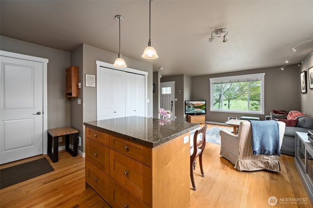 100 Wilkes Street NW, Coupeville, WA 98239