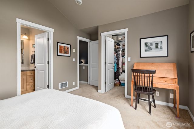 100 Wilkes Street NW, Coupeville, WA 98239
