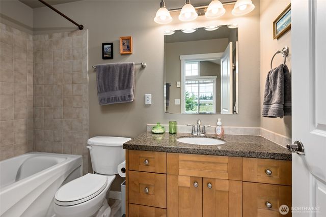 100 Wilkes Street NW, Coupeville, WA 98239