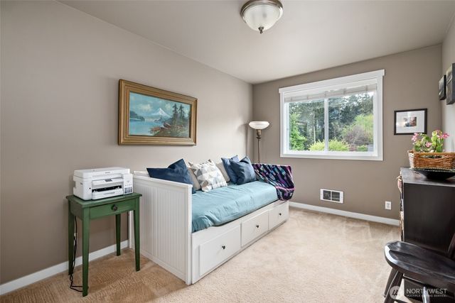 100 Wilkes Street NW, Coupeville, WA 98239