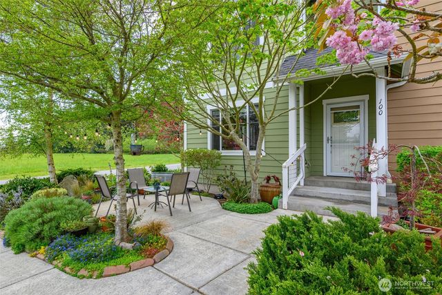 100 Wilkes Street NW, Coupeville, WA 98239