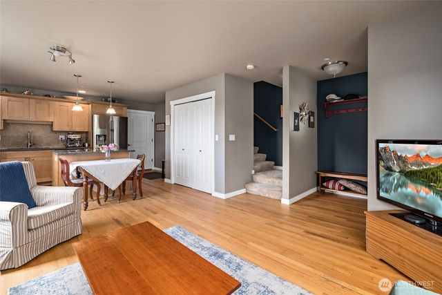 100 Wilkes Street NW, Coupeville, WA 98239