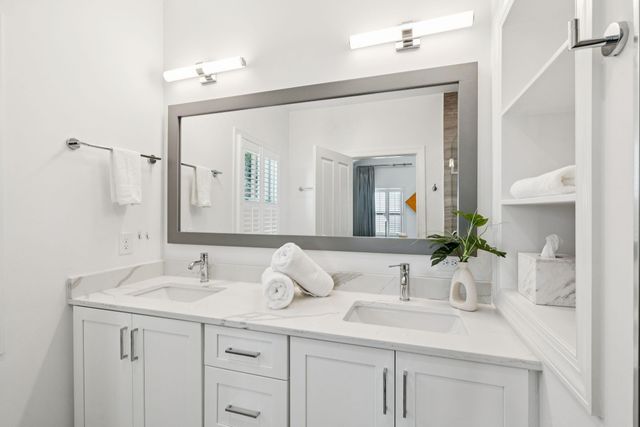 15 Elizabeth Street, Charleston, SC 29403