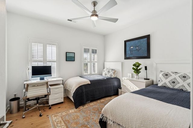 15 Elizabeth Street, Charleston, SC 29403