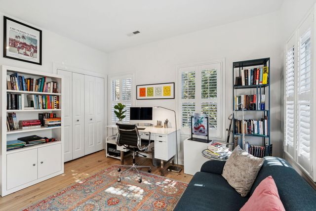 15 Elizabeth Street, Charleston, SC 29403