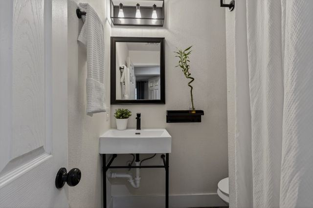 316 Old Justin Road, Argyle, TX 76226