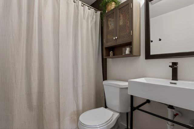 316 Old Justin Road, Argyle, TX 76226