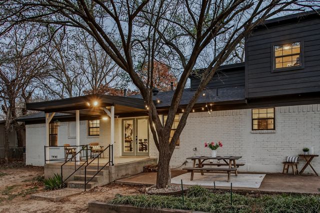 316 Old Justin Road, Argyle, TX 76226