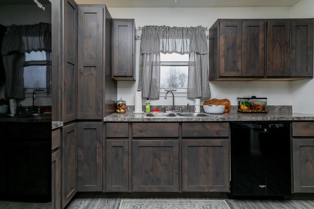 511 E SOUTHGATE ST, Centralia, MO 65240