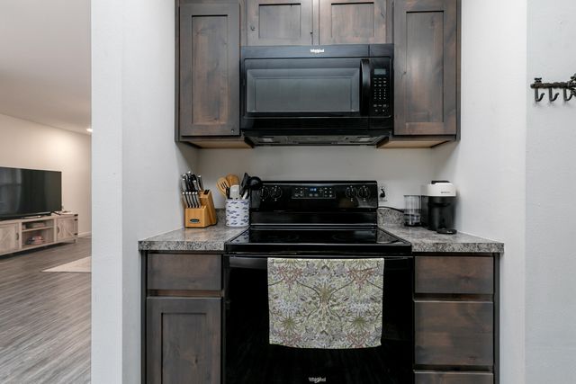 511 E SOUTHGATE ST, Centralia, MO 65240