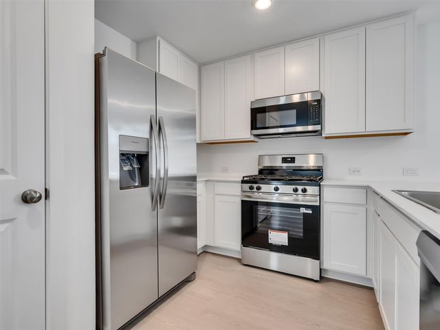 921 Capracotta, Huffman, TX 77336