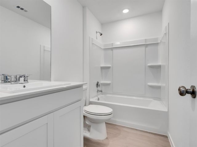 921 Capracotta, Huffman, TX 77336