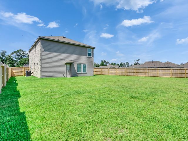 921 Capracotta, Huffman, TX 77336