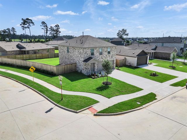 921 Capracotta, Huffman, TX 77336