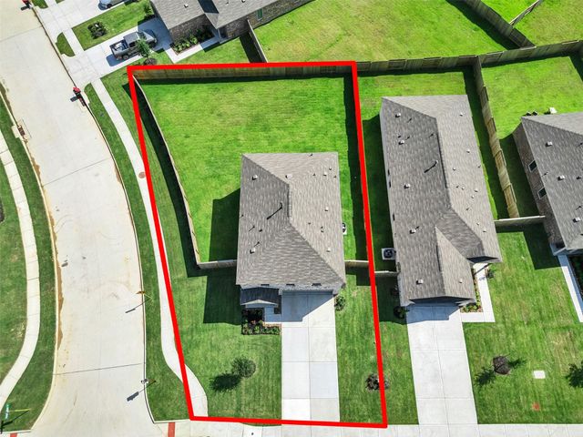 921 Capracotta, Huffman, TX 77336