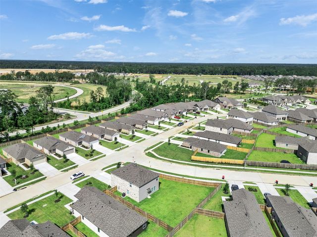 921 Capracotta, Huffman, TX 77336