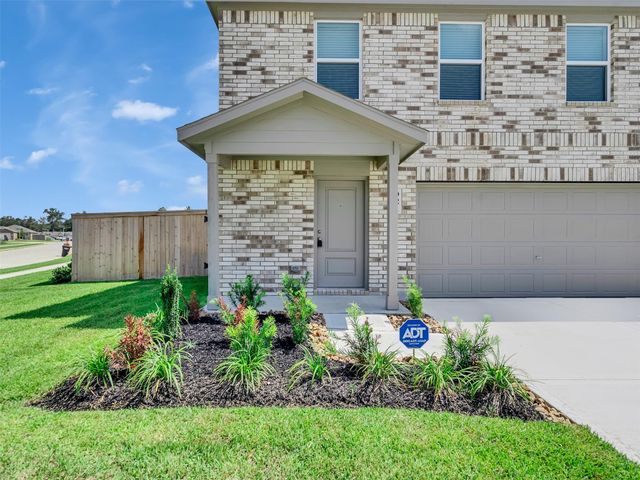 921 Capracotta, Huffman, TX 77336