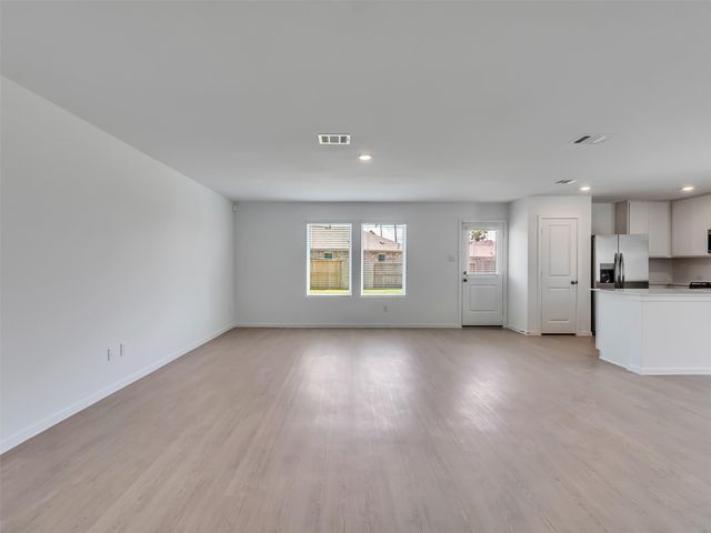 921 Capracotta, Huffman, TX 77336