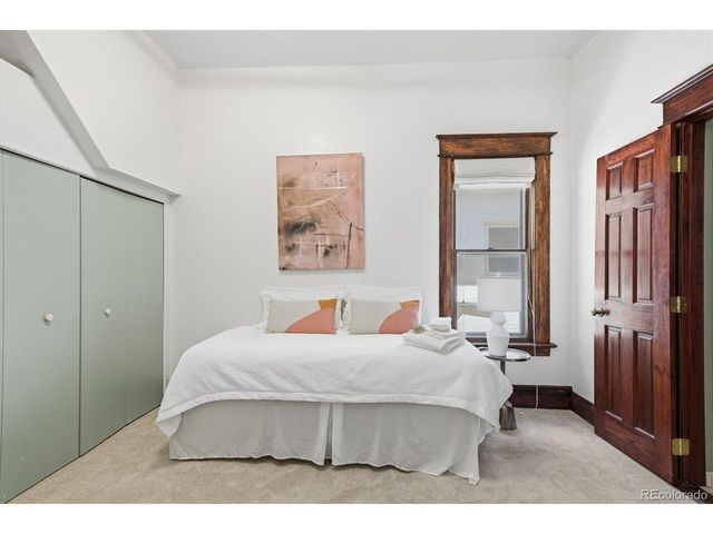 942 S Pennsylvania St, Denver, CO 80209