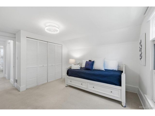 942 S Pennsylvania St, Denver, CO 80209
