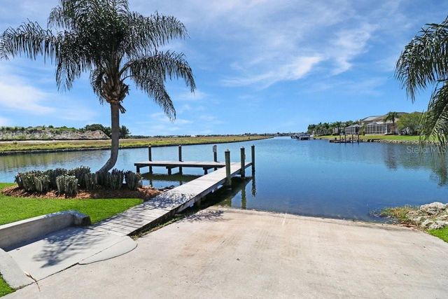 5425 WISHING ARCH DRIVE, Apollo Beach, FL 33572