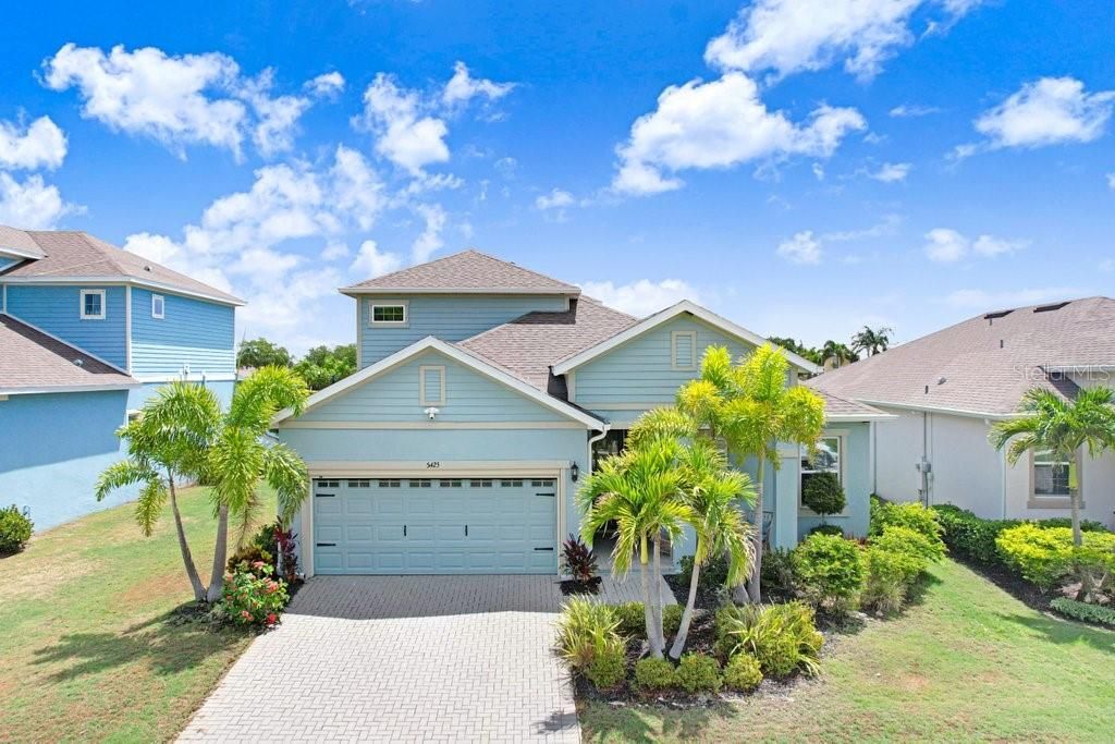 Image 1 of property listing at 5425 WISHING ARCH DRIVE, Apollo Beach, FL 33572