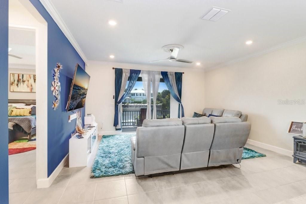Image 18 of property listing at 5425 WISHING ARCH DRIVE, Apollo Beach, FL 33572