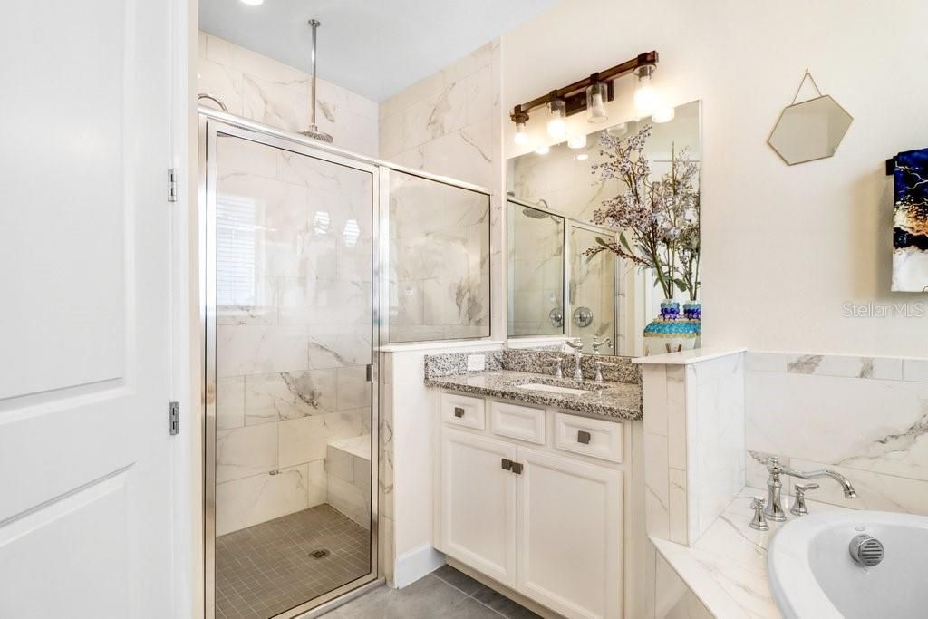 Image 23 of property listing at 5425 WISHING ARCH DRIVE, Apollo Beach, FL 33572