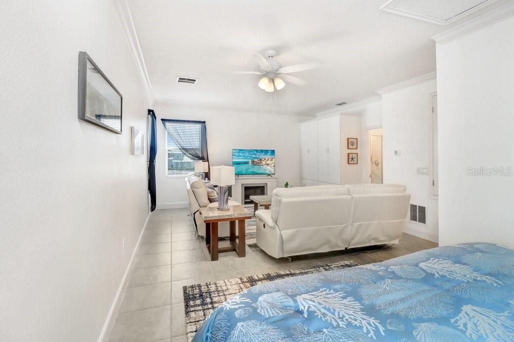 Image 31 of property listing at 5425 WISHING ARCH DRIVE, Apollo Beach, FL 33572