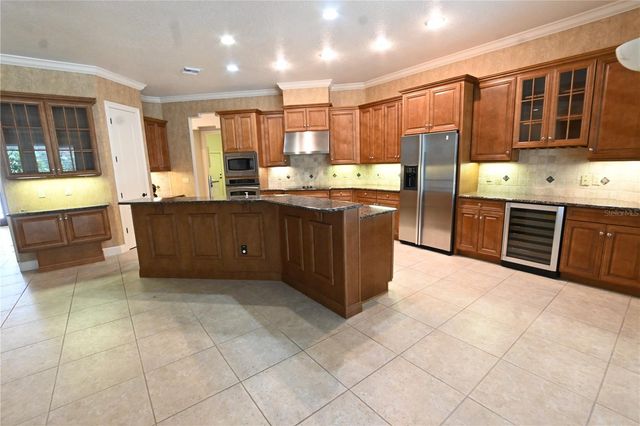 8122 WHITFORD COURT, Windermere, FL 34786
