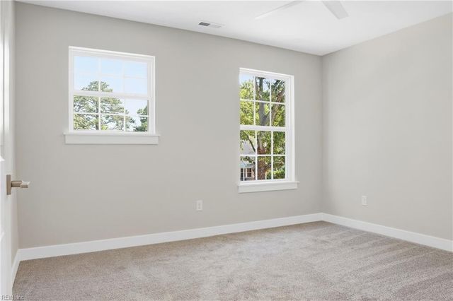 8819 Semmes AVE, Norfolk, VA 23503