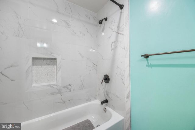 6206 PLEASANT VIEW AVE, Baltimore, MD 21209