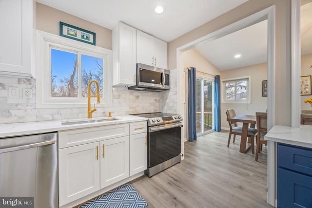 6206 PLEASANT VIEW AVE, Baltimore, MD 21209