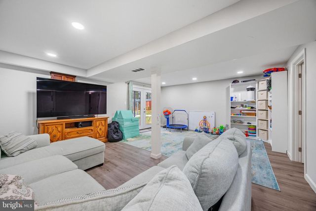 6206 PLEASANT VIEW AVE, Baltimore, MD 21209