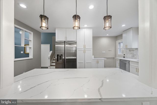 6206 PLEASANT VIEW AVE, Baltimore, MD 21209