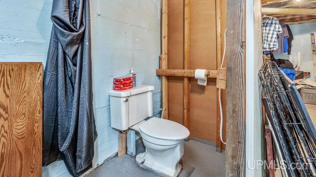 1001 Forest Street, Niagara C-wi, WI 54151