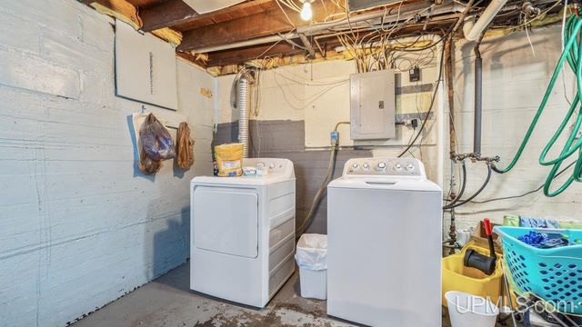 1001 Forest Street, Niagara C-wi, WI 54151