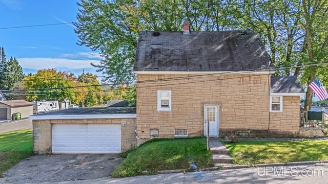 1001 Forest Street, Niagara C-wi, WI 54151