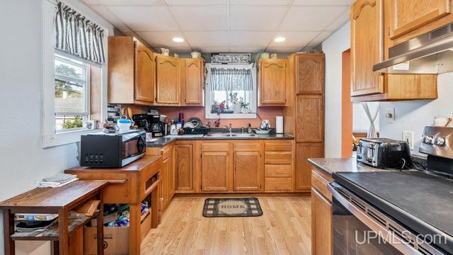 1001 Forest Street, Niagara C-wi, WI 54151