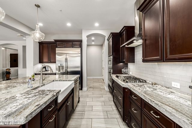 21943 E DESERT HILLS Drive, Queen Creek, AZ 85142