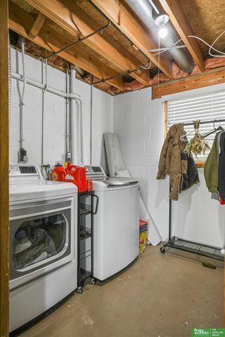 1874 N 153rd Plaza, Omaha, NE 68154