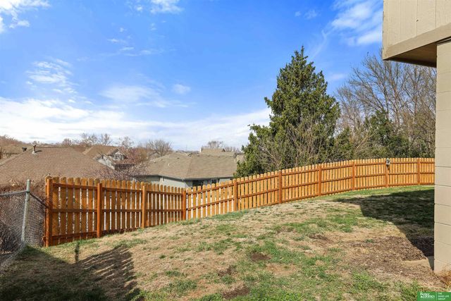 1874 N 153rd Plaza, Omaha, NE 68154