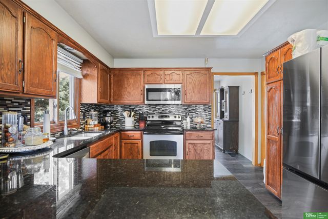 1874 N 153rd Plaza, Omaha, NE 68154