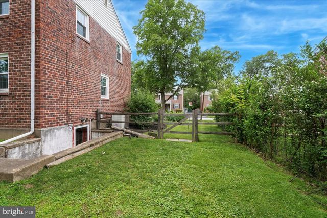 2530 WOODLEIGH RD, Havertown, PA 19083