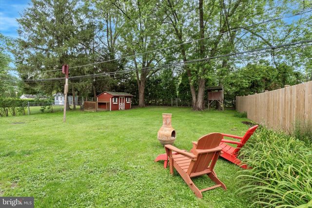 2530 WOODLEIGH RD, Havertown, PA 19083