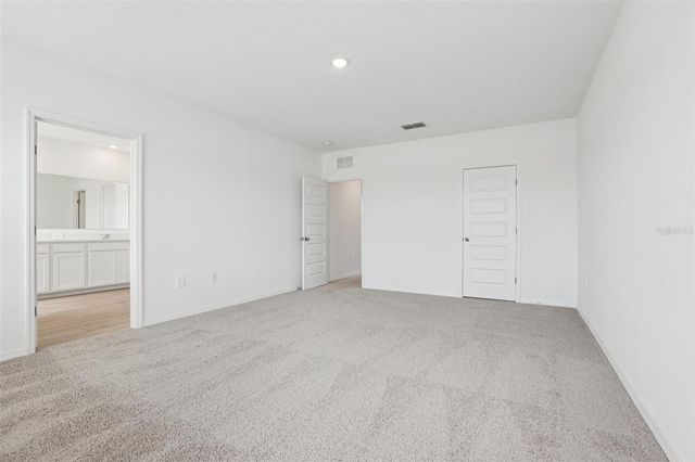 5384 CLOUDBERRY AVENUE, Lakeland, FL 33811