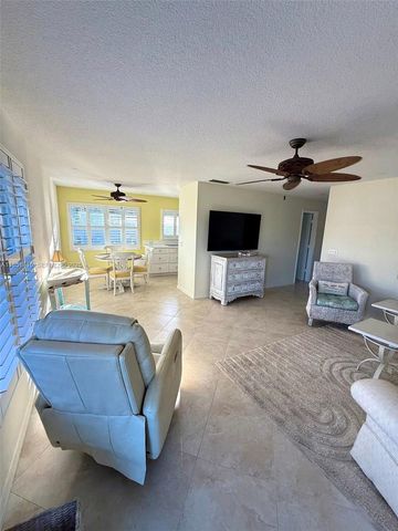 2929 SE Ocean Boulevard 143-10, Stuart, FL 34996