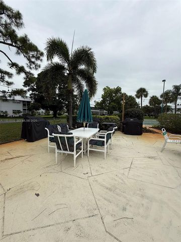 2929 SE Ocean Boulevard 143-10, Stuart, FL 34996