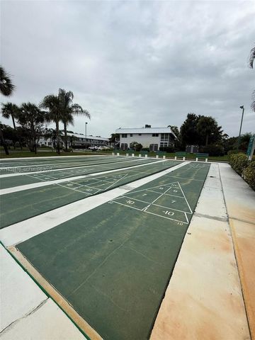 2929 SE Ocean Boulevard 143-10, Stuart, FL 34996